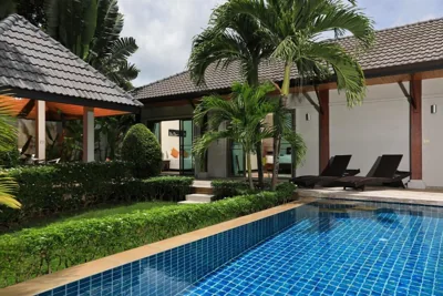 Villa con tre camere da letto e vista sul giardino — Baan Bua Estate Villas by TropicLook